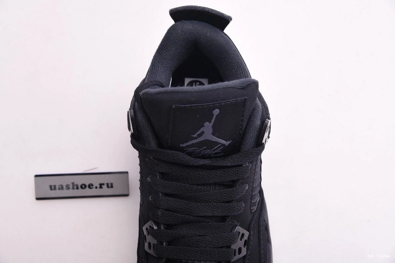 (2020) Cat Black CU1110-010 Jordan  4 Retro 0105